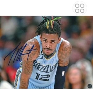Signed Memphis Grizzlies #12 Light Blue Jersey Photo
